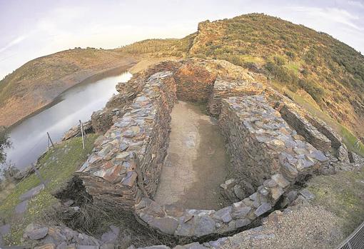 Baños de la Encina, el bonito del Sur