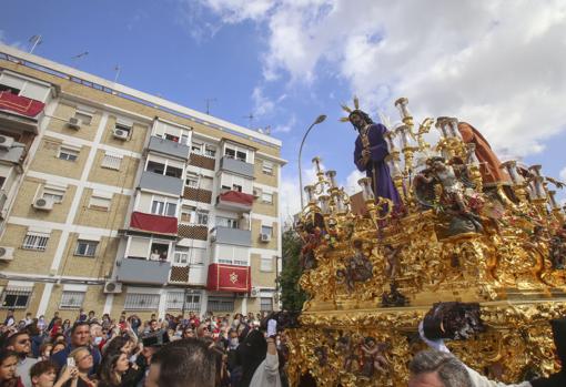 Hermandad de San Pablo, el Lunes Santo, en Sevilla