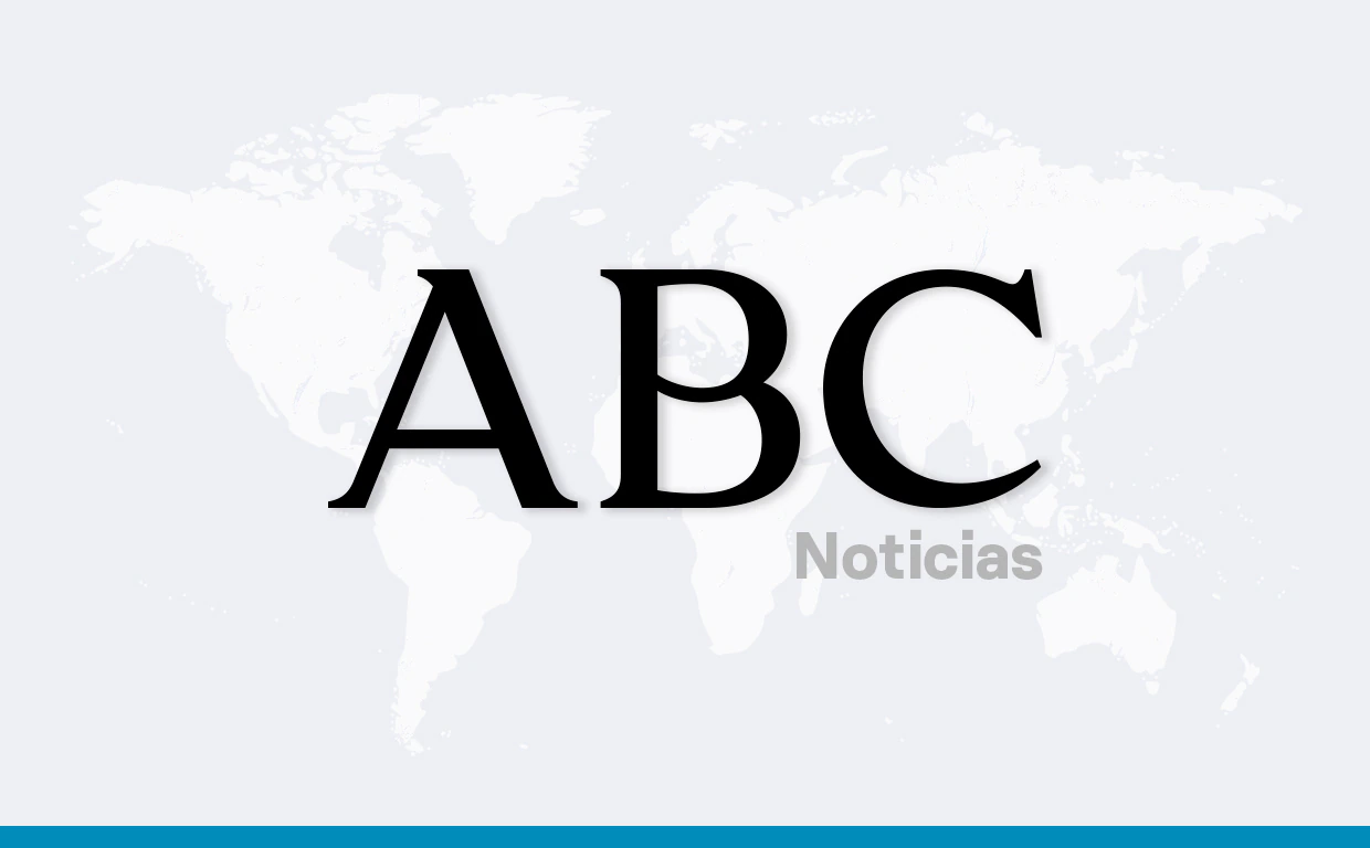 ABC ficha al humorista gráfico y escritor Máximo San Juan