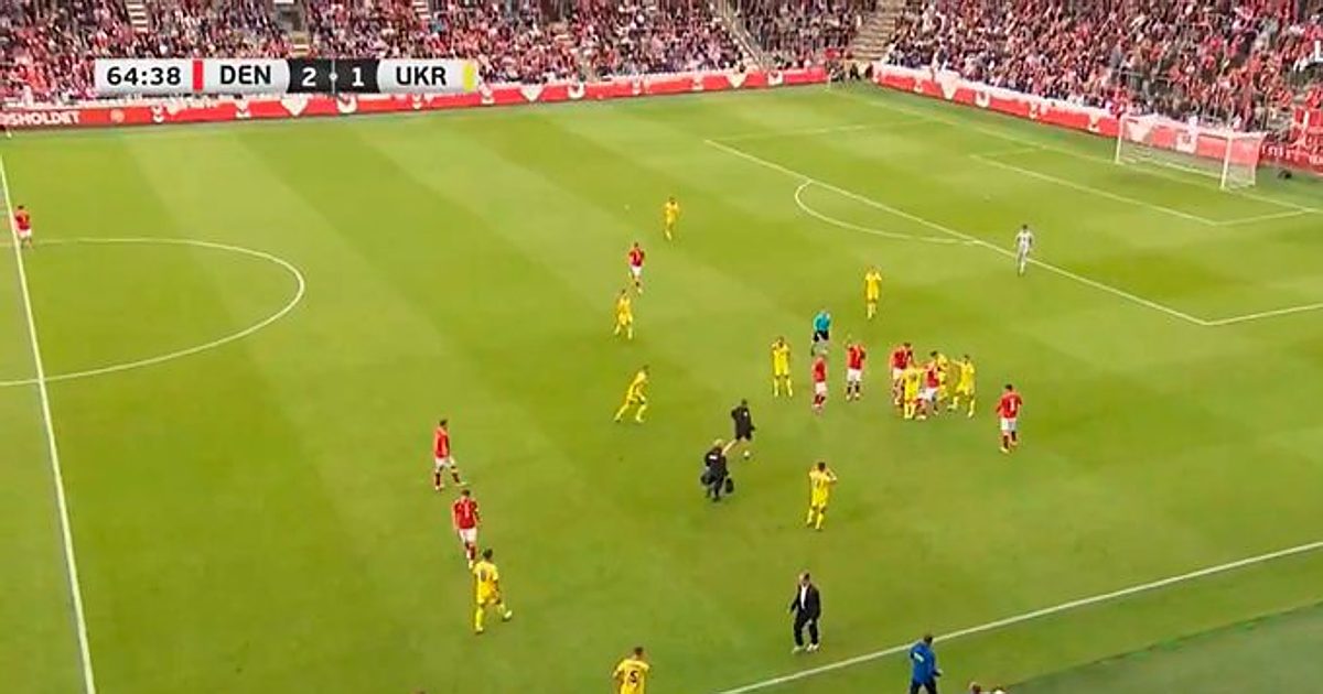 Eriksen se desploma durante un amistoso entre Dinamarca y Uc