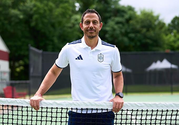 Claudio Vázquez, médico de la selección.