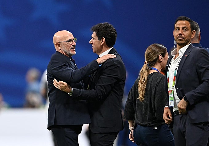 Karanka y De la Fuente tras golear a Arabia Saudi