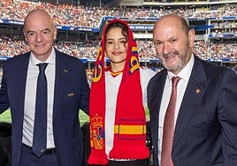 Desfile de estrellas en el España-Austria: de Ridley Scott a Rosalía
